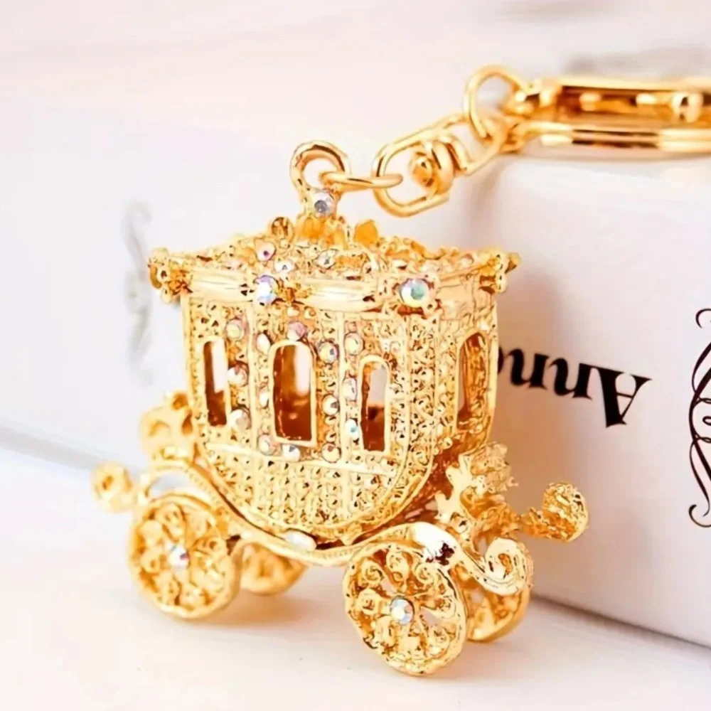 Elegant Gold Carriage Key Holder, NEW